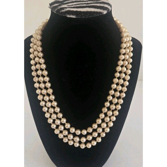 Vintage Marbella 3-Strand Glass Faux Pearl Necklace with Clear Rhinestone Clasp - Picture 5 of 12